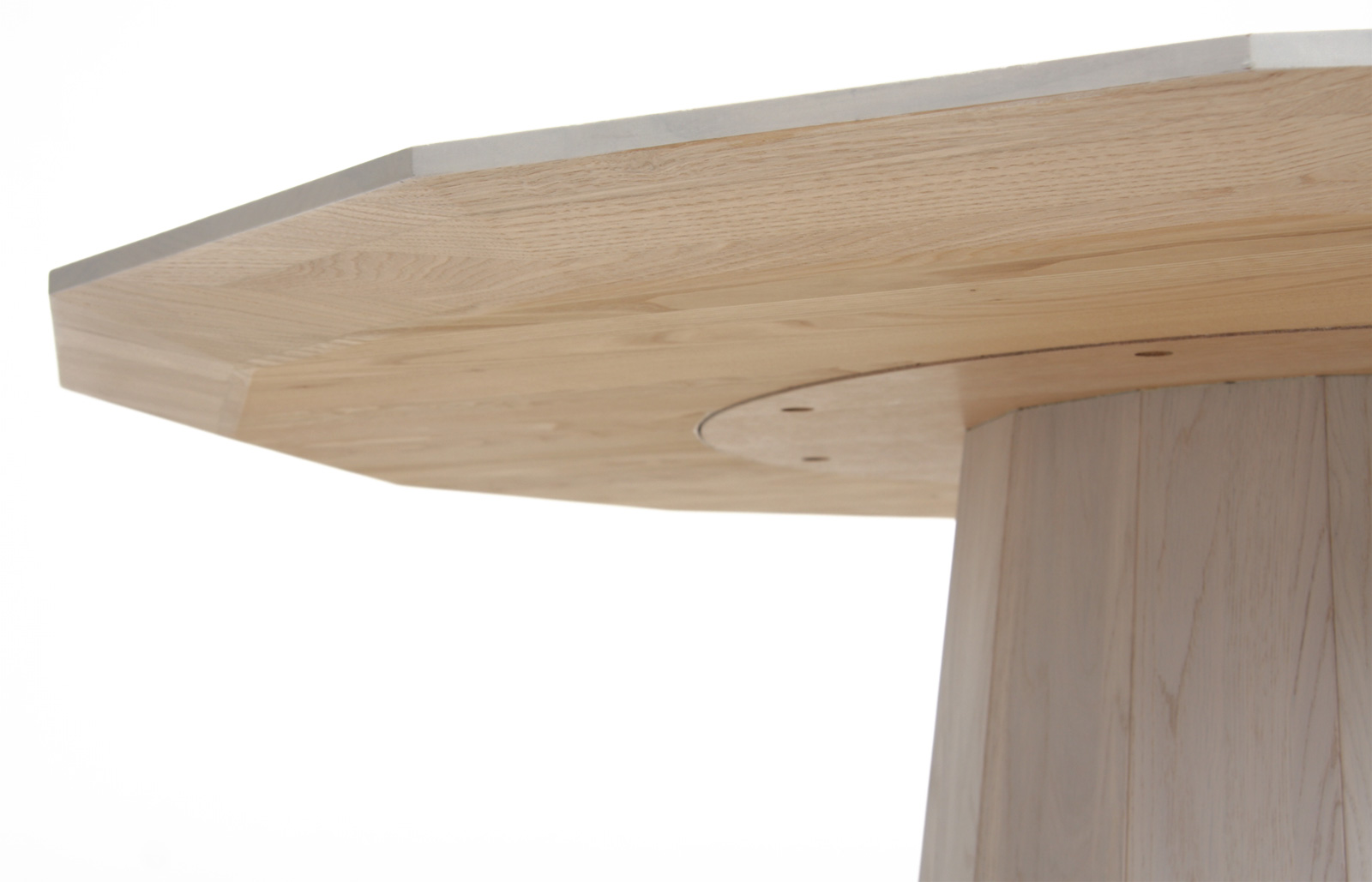 極美品　BYCRUISE KANNON TABLE SAE AISI 12L14 Carbon Steel (UNS G12144) Steel Machinable