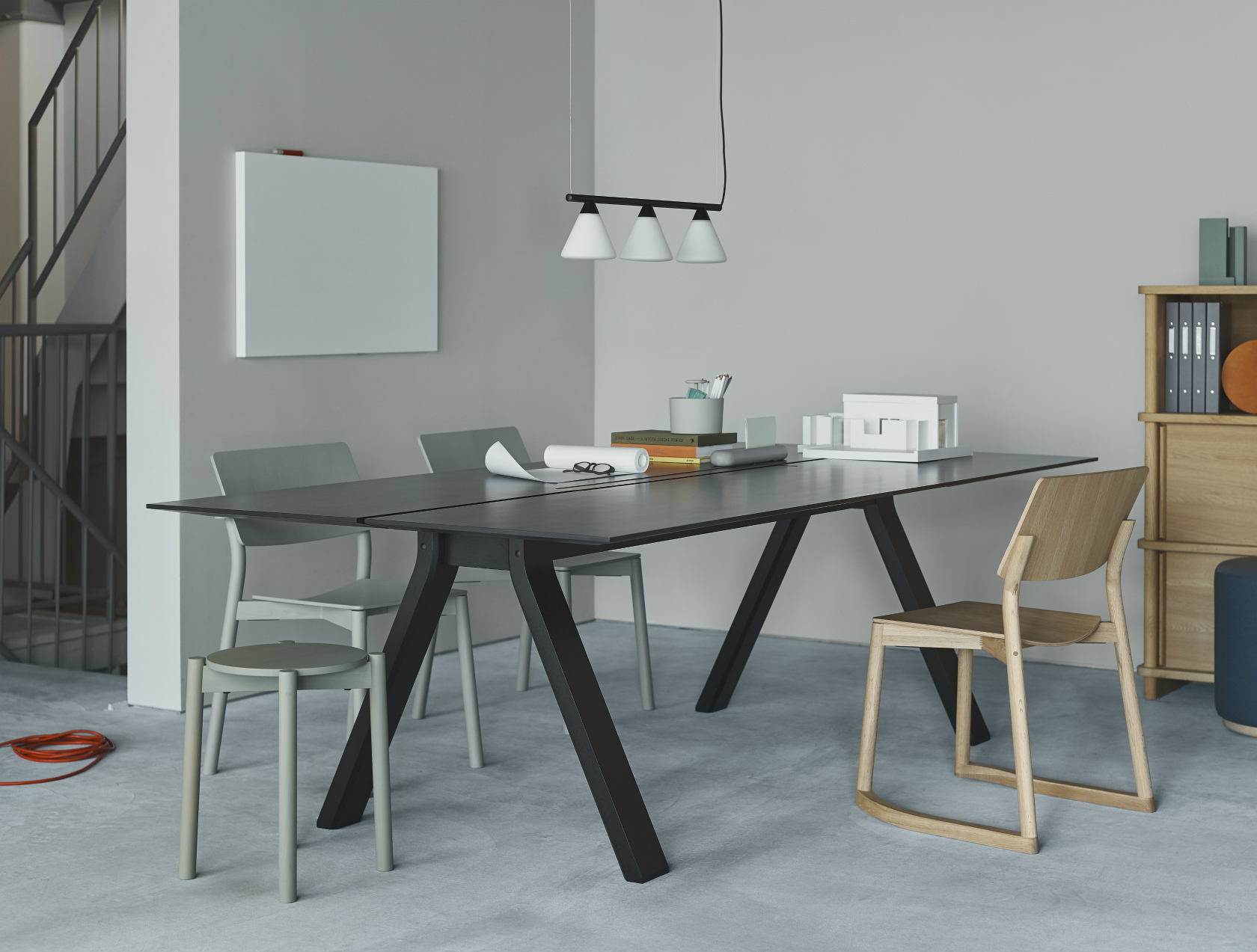 Panorama Chair ‒ KARIMOKU NEW STANDARD (KNS)