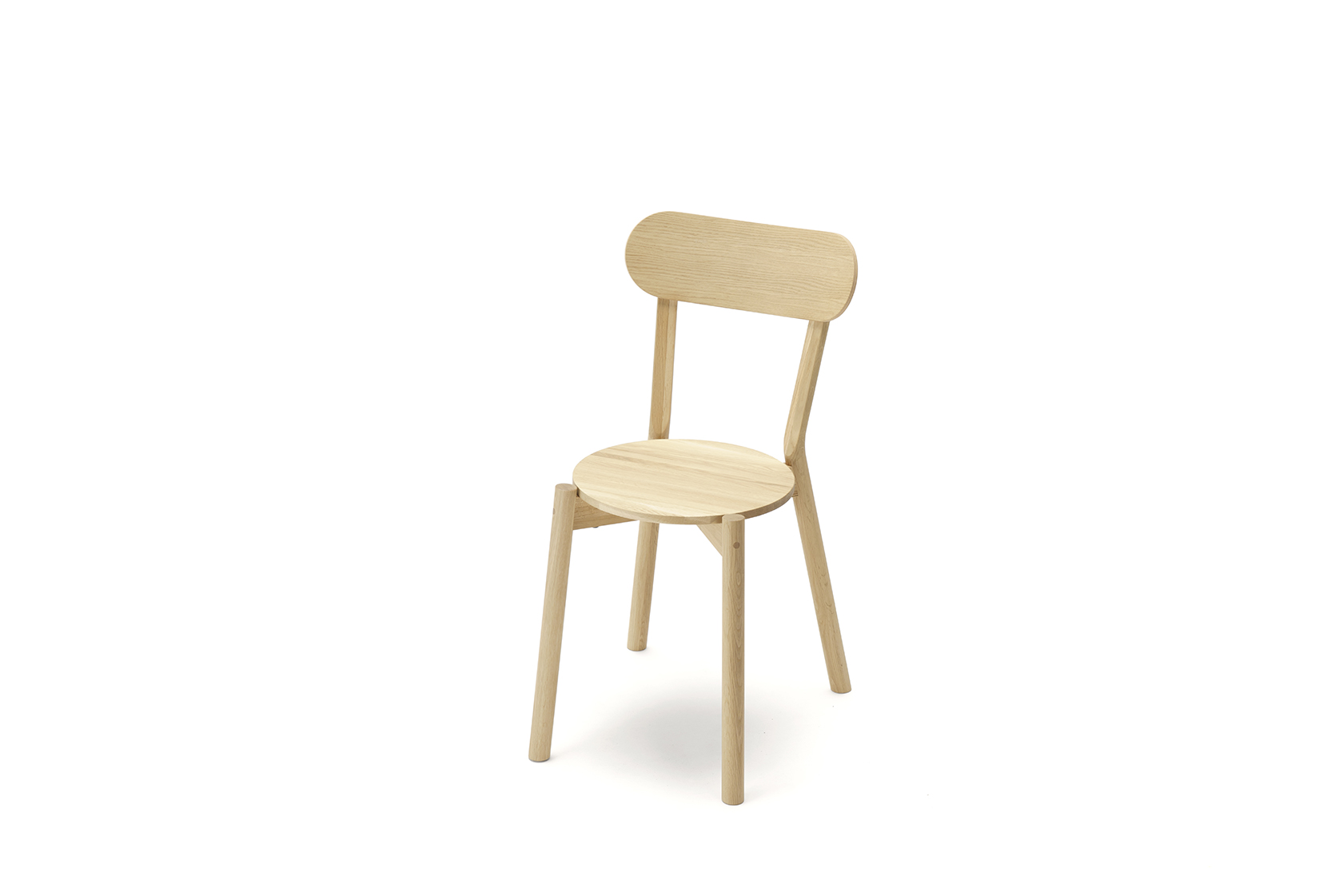 Castor Chair ‒ KARIMOKU NEW STANDARD (KNS)