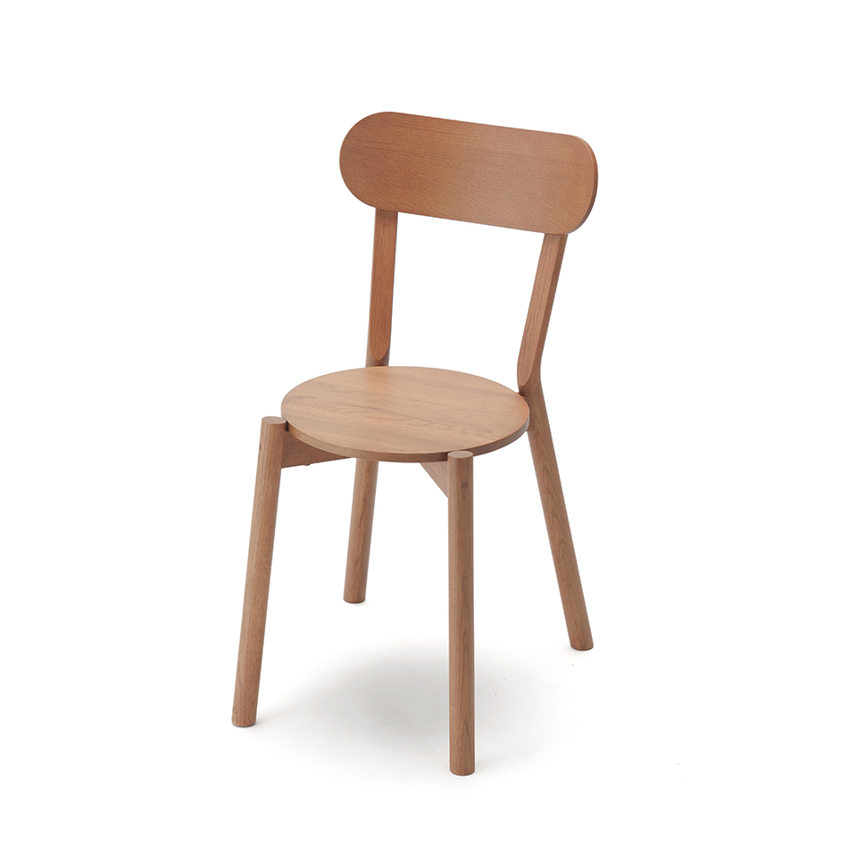 Castor Chair ‒ KARIMOKU NEW STANDARD (KNS)