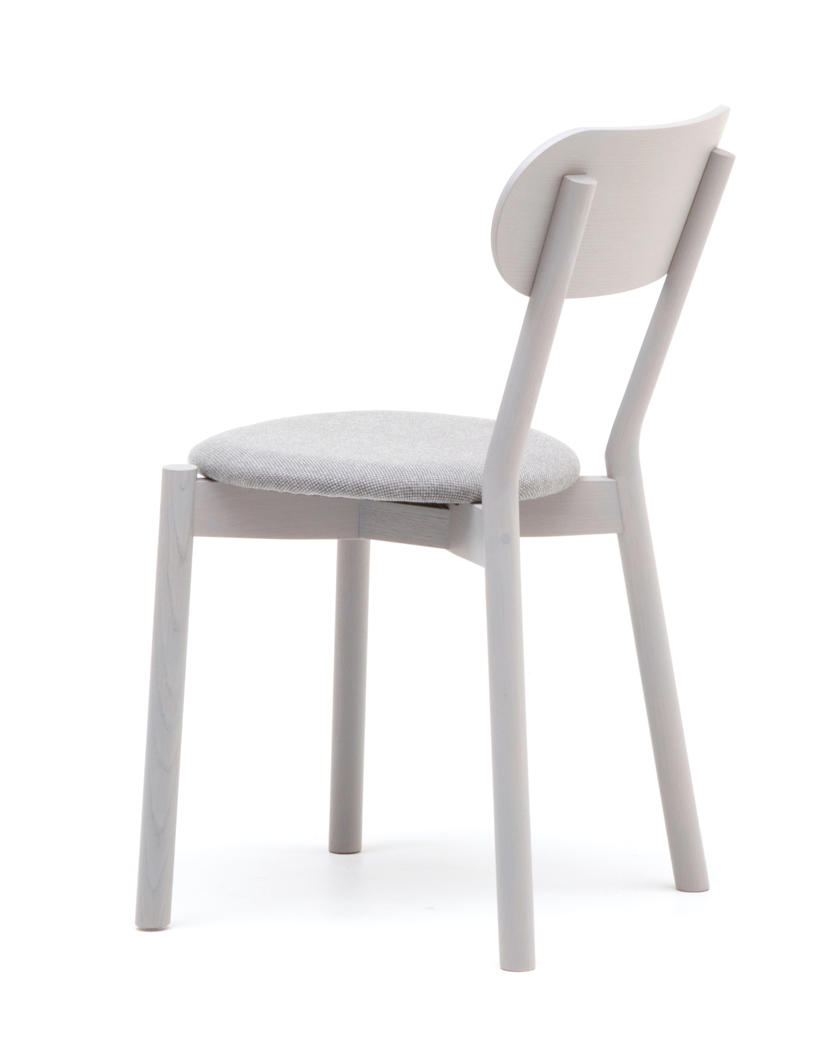 Castor Chair Plus Pad ‒ KARIMOKU NEW STANDARD (KNS)