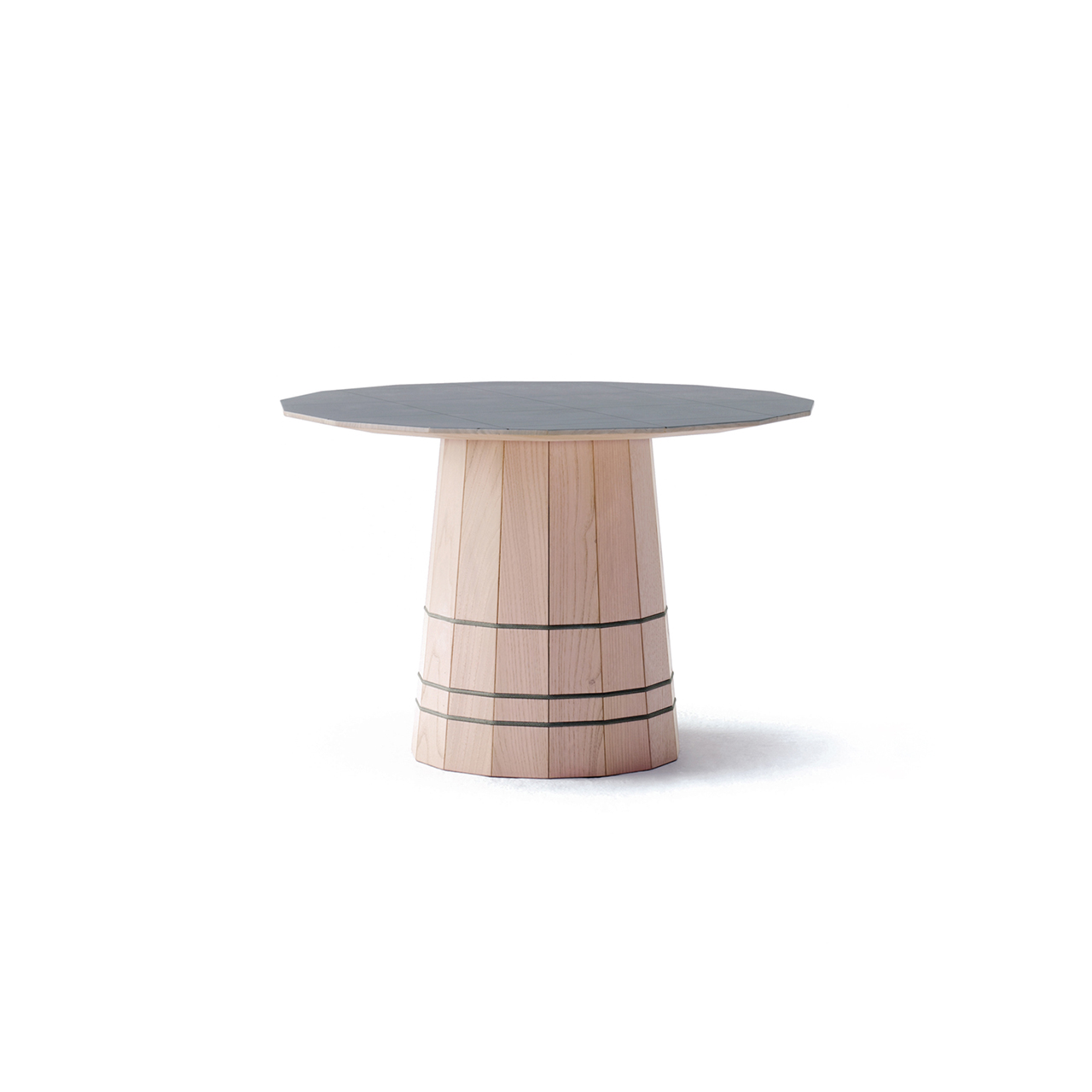 Colour Wood Dark Grid ‒ KARIMOKU NEW STANDARD (KNS)