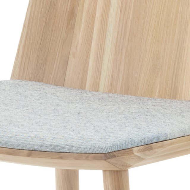 KNS KARIMOKU カラーウッドサイドチェア Colour Wood Sidechair ‒ KARIMOKU NEW STANDARD (KNS)