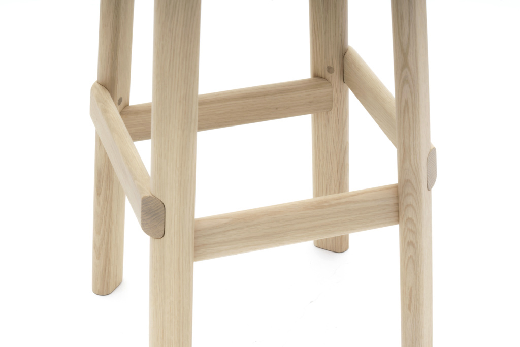 Archive Barstool Low ‒ KARIMOKU NEW STANDARD (KNS)
