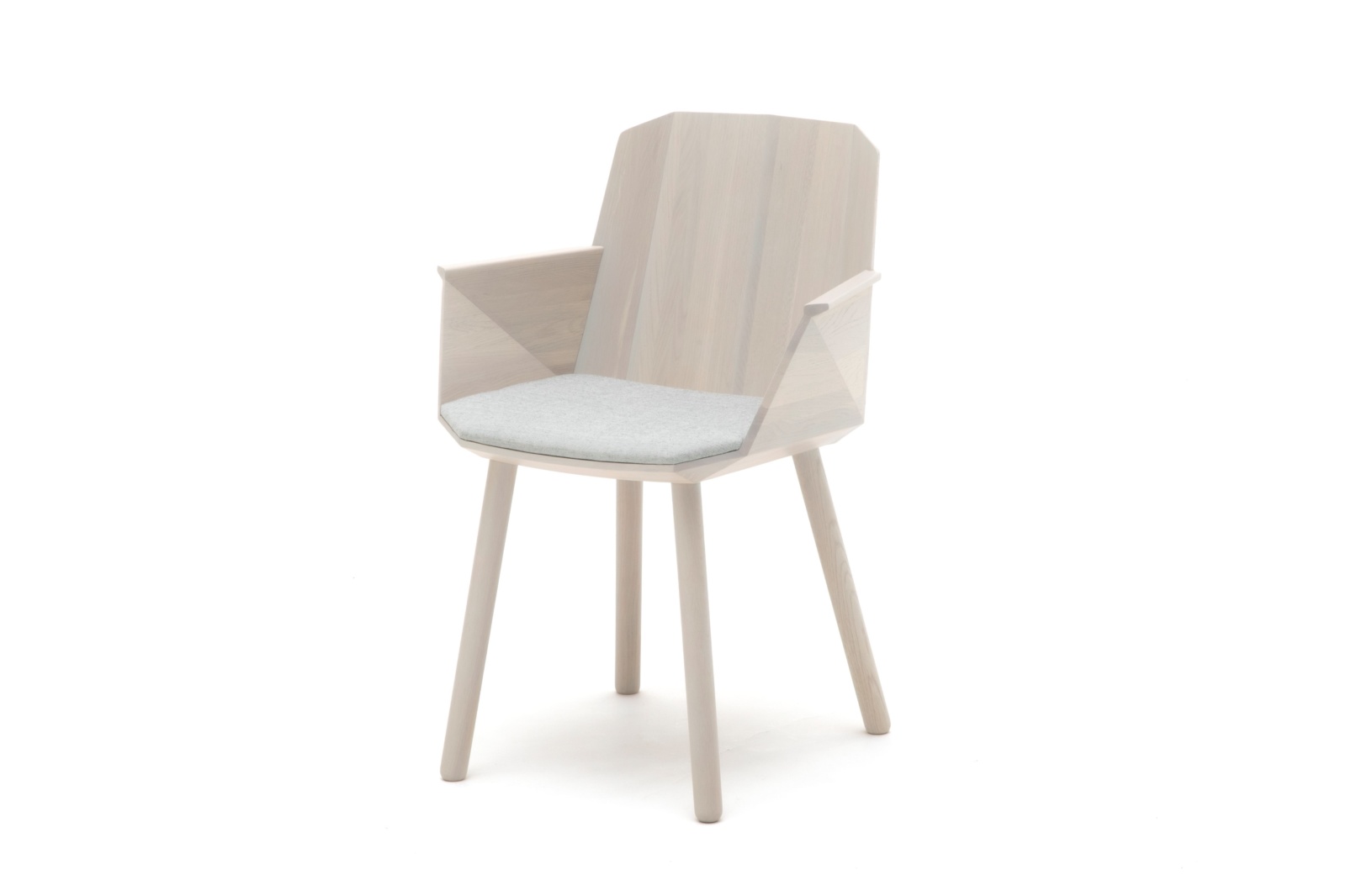 Colour Wood Armchair ‒ KARIMOKU NEW STANDARD (KNS)