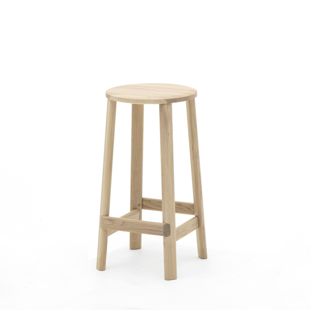 Archive Barstool Low ‒ KARIMOKU NEW STANDARD (KNS) Archive Barstool Low ‒ KARIMOKU NEW STANDARD (KNS)