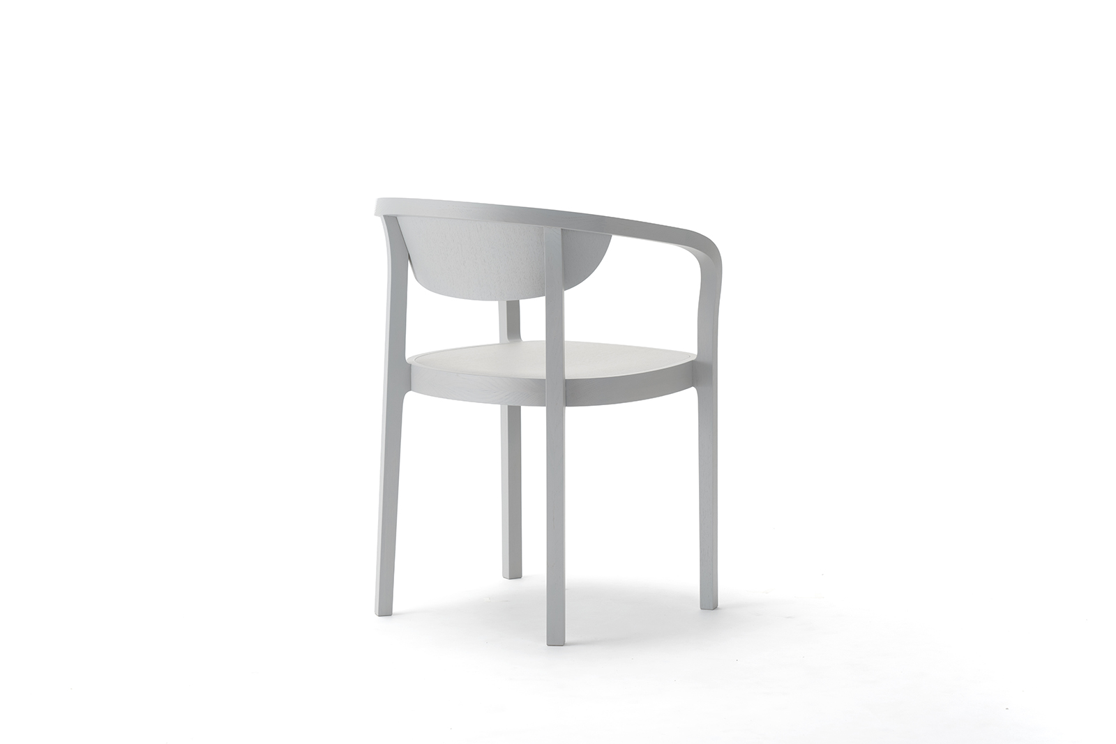 Chesa Chair ‒ KARIMOKU NEW STANDARD (KNS)