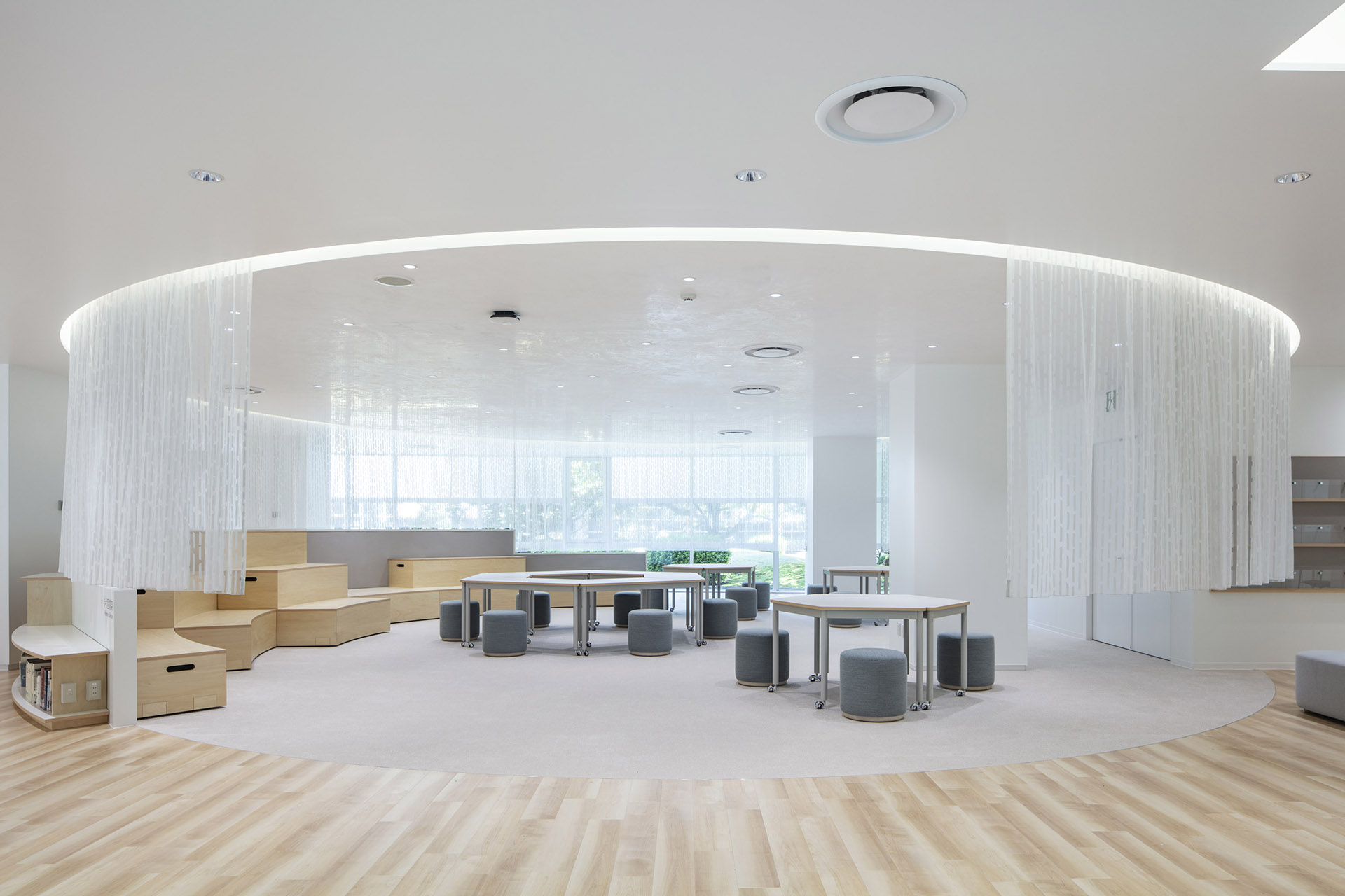 女子美術大学 相模原キャンパス (図書館) ‒ KARIMOKU NEW