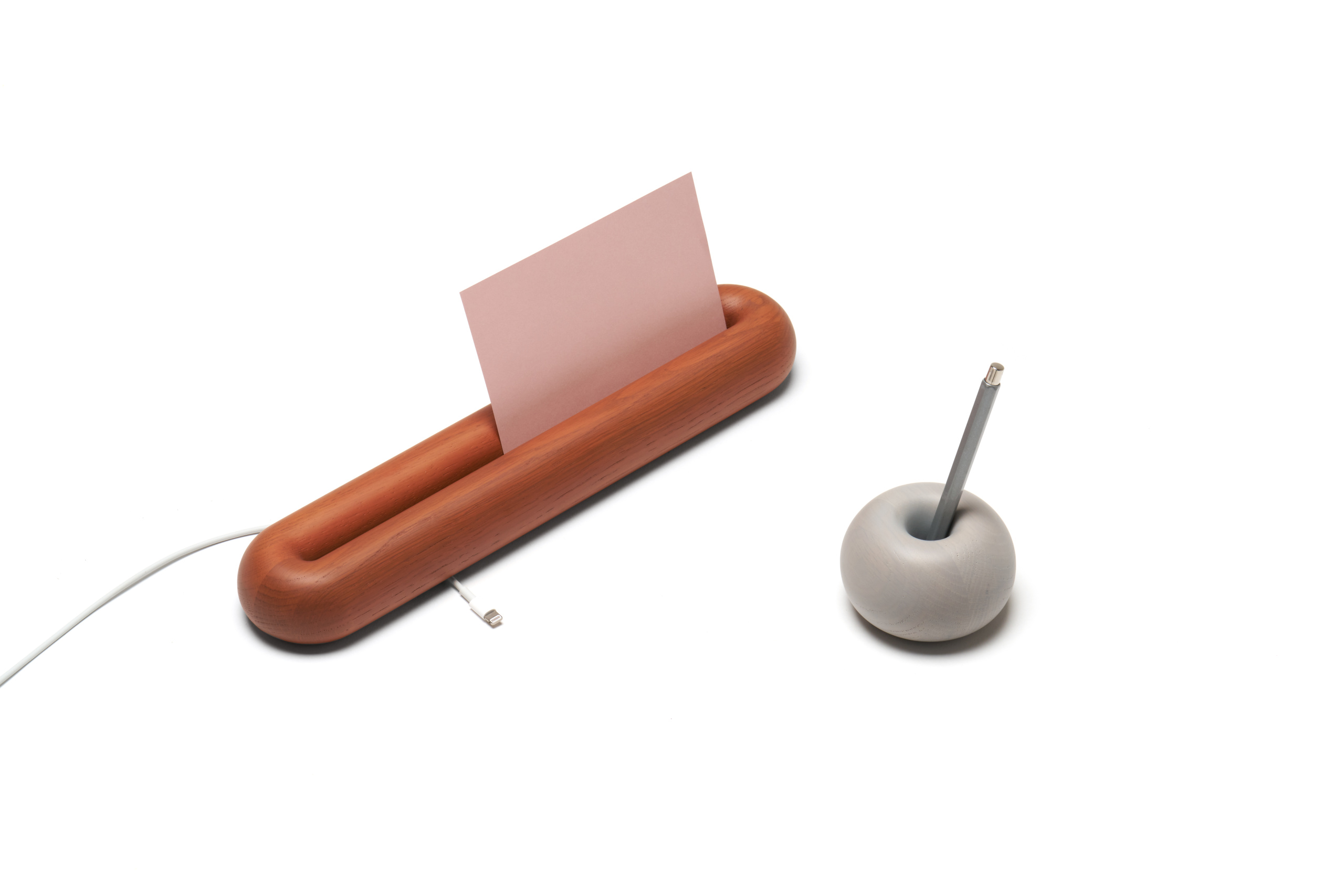 NASHI Pen Stand ‒ KARIMOKU NEW STANDARD (KNS)